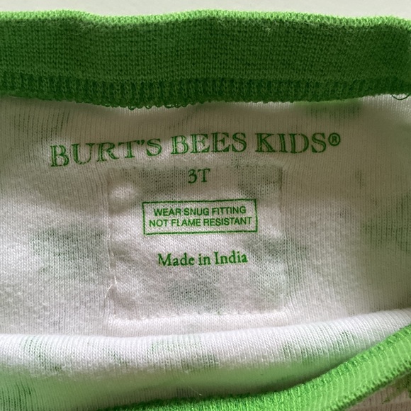 Burt’s Bees St Patrick’s Day Pajamas - Picture 4 of 4